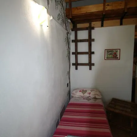 Le Maquis Guest house